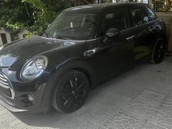 Nero Usata 2016 Mini Cooper Due volumi | 7800 €