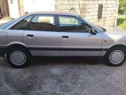 Argento Usata 1992 Audi 80 Tre volumi | 5500 €