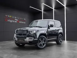 Nero Usata 2023 Land Rover Defender SE Dynamic SUV | 72.900 € (Buon prezzo)