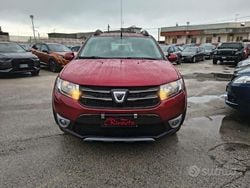 Usata 2013 Dacia Sandero Prestige Tre volumi | 6900 € (Buon prezzo)