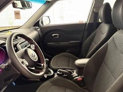 Usata 2015 Kia Soul SUV | 6500 € (Buon prezzo)
