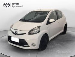 Bianco Usata 2013 Toyota Aygo Due volumi | 6900 € (Molto cara)