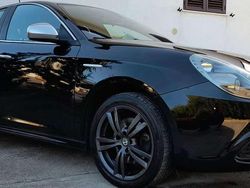 Nero Usata 2014 Alfa Romeo Giulietta Distinctive Due volumi | 8500 € (Buon prezzo)