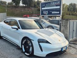 Bianco Usata 2022 Porsche Taycan Turbo Tre volumi | 66.000 €