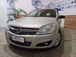 Argento Usata 2008 Opel Astra Cosmo Station wagon | 2600 € (Buon prezzo)