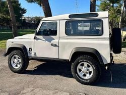 Bianco Usata 2008 Land Rover Defender Station wagon | 35.000 € (Buon prezzo)