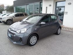Grigio Usata 2017 Hyundai i10 Due volumi | 7600 € (Buon prezzo)