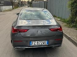 Grigio Usata 2020 Mercedes 180 AMG line Tre volumi | 33.500 €