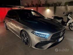 Grigio Usata 2024 Mercedes A180 AMG Tre volumi | 37.000 € (Molto cara)