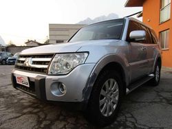 Argento metallizzato Usata 2007 Mitsubishi Pajero Instyle SUV | 8999 € (Ottimo prezzo)