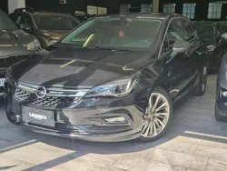 Nero Usata 2016 Opel Astra Innovation Tre volumi | 10.500 € (Super prezzo)