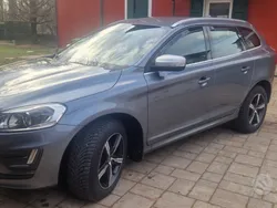 Usata 2017 Volvo XC60 R-Design SUV | 23.000 € (Cara)