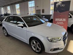 Bianco Usata 2017 Audi A3 Ambiente Tre volumi | 8900 € (Buon prezzo)