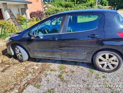 Nero Usata 2010 Peugeot 308 Tre volumi | 1800 € (Super prezzo)