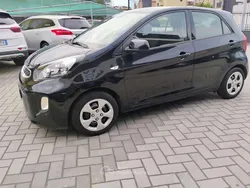 Nero Usata 2016 Kia Picanto 2 Due volumi | 8500 € (Cara)