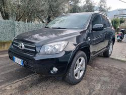 Nero Usata 2007 Toyota RAV4 Luxury SUV | 6500 € (Molto cara)