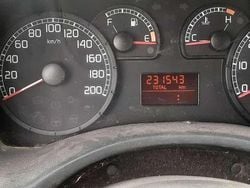 Bianco Usata 2007 Fiat Punto Classica Due volumi | 2000 € (Ottimo prezzo)