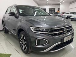 Grigio Usata 2022 VW T-Roc Style SUV | 22.700 € (Buon prezzo)