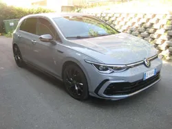 Grigio Usata 2021 VW Golf VIII R-line Tre volumi | 23.200 € (Buon prezzo)