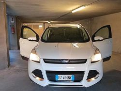 Usata 2015 Ford Kuga SUV | 9000 € (Buon prezzo)