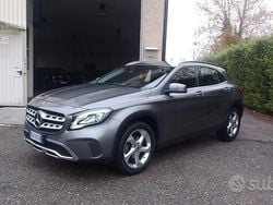 Grigio Usata 2019 Mercedes GLA180 Premium SUV | 21.500 € (Buon prezzo)
