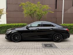 Nero Usata 2017 Mercedes CLA200 AMG Tre volumi | 20.000 € (Cara)