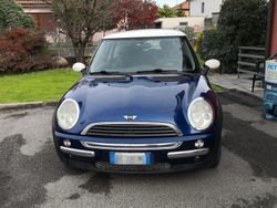 Blu Usata 2004 Mini ONE Due volumi | 3500 € (Molto cara)