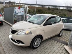 Beige Usata 2017 Lancia Ypsilon Silver Due volumi | 7500 € (Buon prezzo)