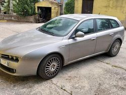 Grigio Usata 2007 Alfa Romeo 159 Station wagon | 1500 € (Buon prezzo)