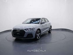 Grigio freccia perla Nuova 2025 Audi A1 Business Tre volumi | 24.990 € (Super prezzo)