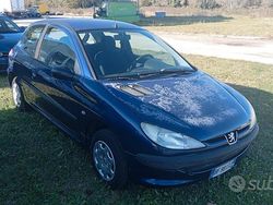 Blu Usata 2001 Peugeot 206 Tre volumi | 800 € (Ottimo prezzo)