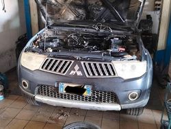 Grigio Usata 2010 Mitsubishi L SUV | 6800 €