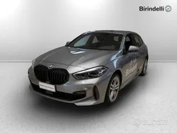 Skyscraper grey metallic Usata 2024 BMW 118 M Sport Due volumi | 32.500 € (Buon prezzo)