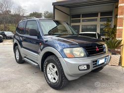 Usata 2003 Mitsubishi Pajero SUV | 7499 € (Ottimo prezzo)