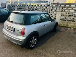 Grigio Usata 2003 Mini Cooper Due volumi | 1999 € (Buon prezzo)