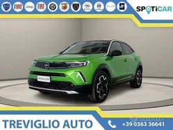 Verde / metallizzato Usata 2021 Opel Mokka-e Ultimate SUV | 15.450 € (Buon prezzo)