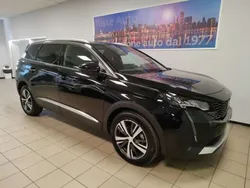 Nero Usata 2024 Peugeot 5008 Allure Monovolume | 31.400 € (Buon prezzo)