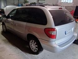 Argento Usata 2003 Chrysler Voyager Monovolume | 1500 € (Super prezzo)