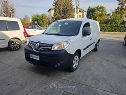Bianco Usata 2019 Renault Kangoo Tre volumi | 9800 € (Buon prezzo)