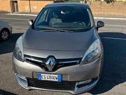 Grigio Usata 2013 Renault Scénic III Monovolume | 2900 € (Buon prezzo)