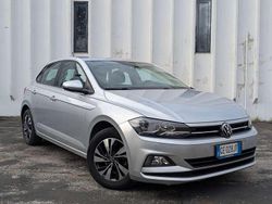 Grigio Usata 2021 VW Polo Comfortline Tre volumi | 10.500 € (Ottimo prezzo)