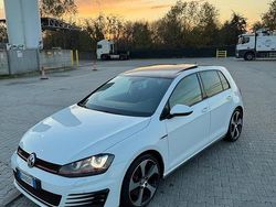 Bianco Usata 2014 VW Golf VII GTI Tre volumi | 18.700 €