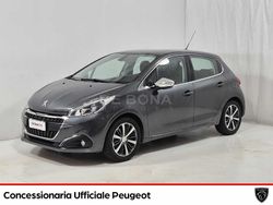 Usata 2017 Peugeot 208 Allure Due volumi | 8990 € (Cara)