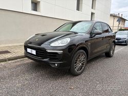 Nero Usata 2016 Porsche Cayenne SUV | 27.900 € (Buon prezzo)