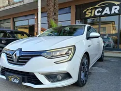 Bianco Usata 2017 Renault Mégane IV Bose Edition Tre volumi | 12.000 € (Buon prezzo)