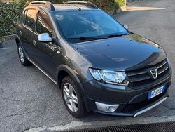 Grigio Usata 2016 Dacia Sandero Stepway Tre volumi | 6200 € (Ottimo prezzo)
