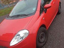 Rosso Usata 2009 Fiat Grande Punto Due volumi | 2000 €
