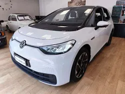 Bianco ghiaccio met tetto nero Usata 2021 VW ID.3 Pro Performance Due volumi | 19.980 € (Ottimo prezzo)