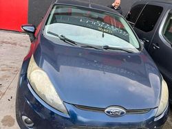 Blu Usata 2011 Ford Fiesta Tre volumi | 1499 €