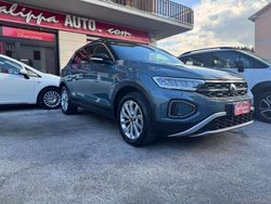 Grigio Usata 2024 VW T-Roc Edition SUV | 21.790 € (Ottimo prezzo)